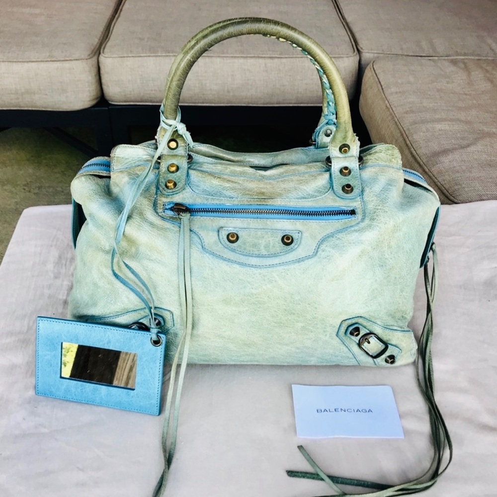 Pre-owned authentic Balenciaga City Handbag